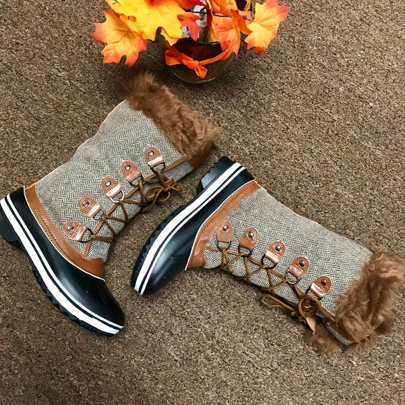 Shoes - LAST ONE ‼️Light brown snow boot